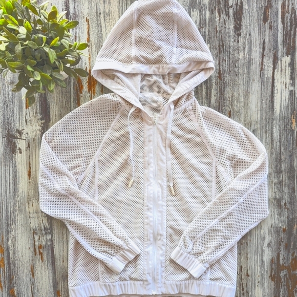 Lululemon Mesh on Mesh Jacket White Women's Medium - Picture 3 of 7